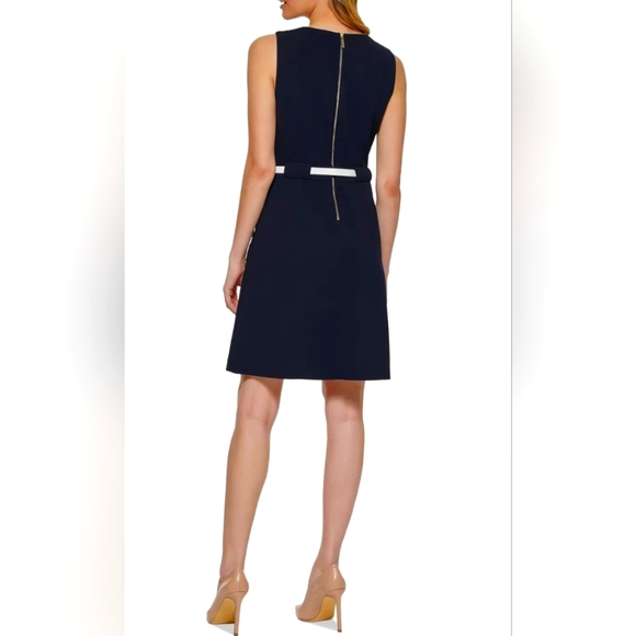 NWT Tommy Hilfiger navy belted sleeveless dress with button accent pockets Sz 2P - Picture 7 of 15